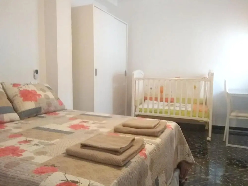 Apartment with 3 Bedrooms in Córdoba, with Furnished Garden
