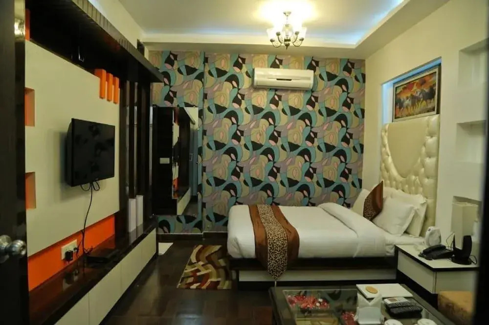 The Mirage Palace