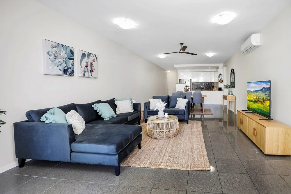 Pool View City Centre Apartment 202
