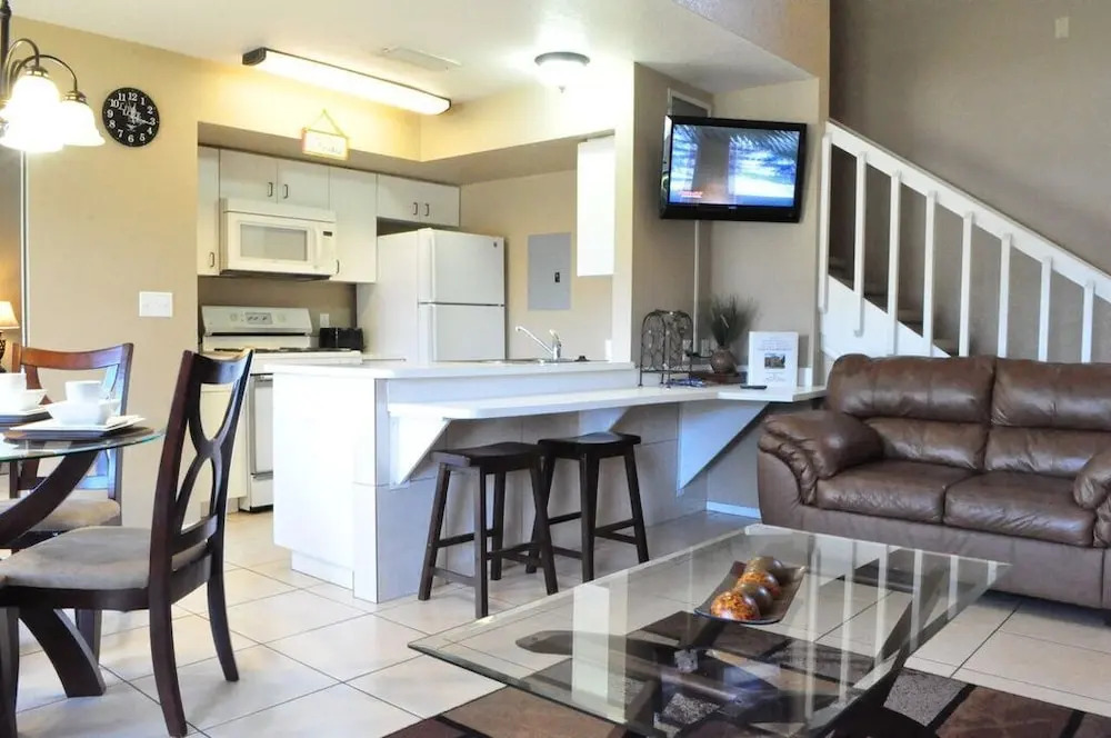 Mk015or 3 Bedroom Townhouse