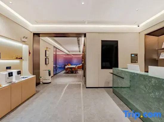 Qiwuyunshang Hotel (Chaohu High-Speed Rail East Station Yuemei Plaza)