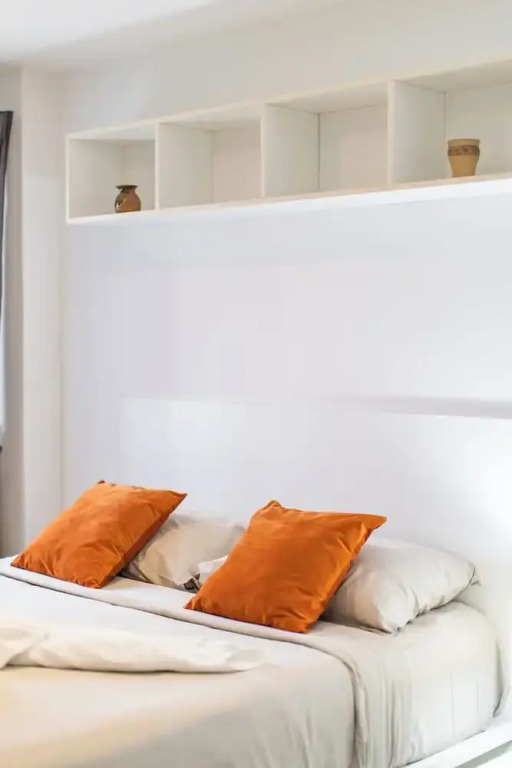 Modern Condo - 1BR T1-401