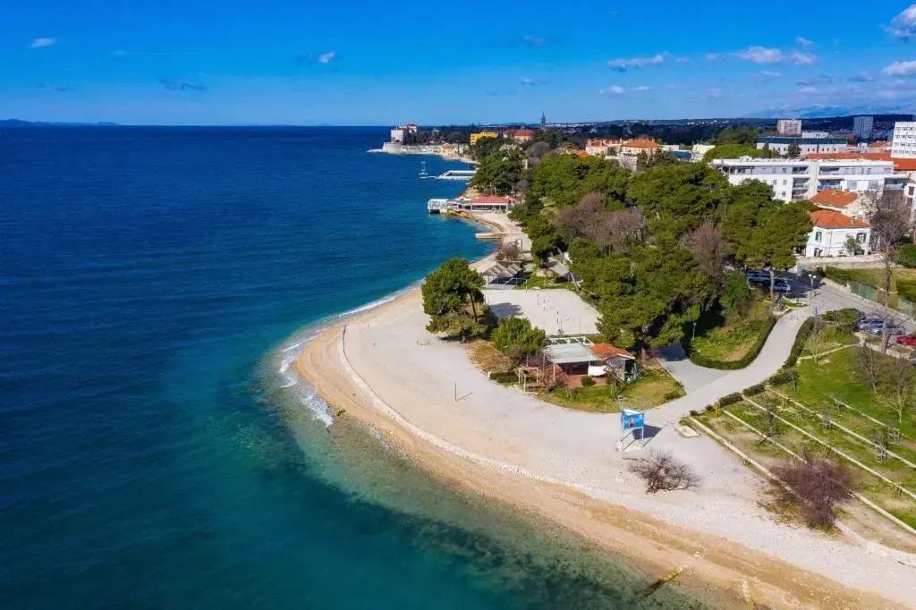 APARTMENT "B" 50 m from the beach