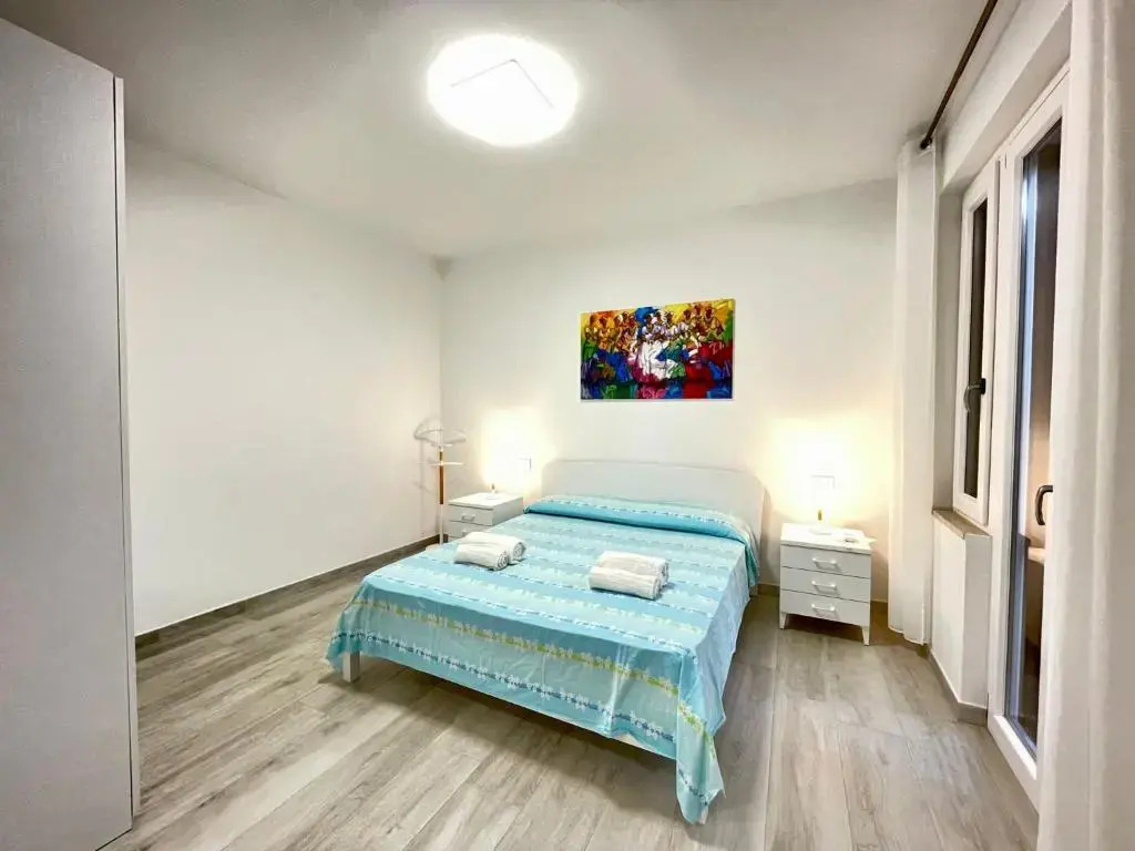 Ida Palace, new Deluxe Seafront Apartment