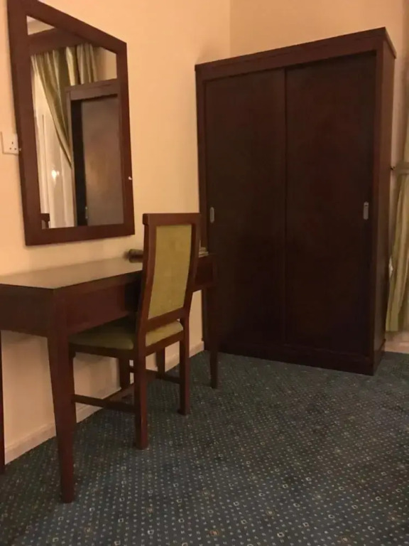 Ayoon Al-Mamlakah Hotel Suites