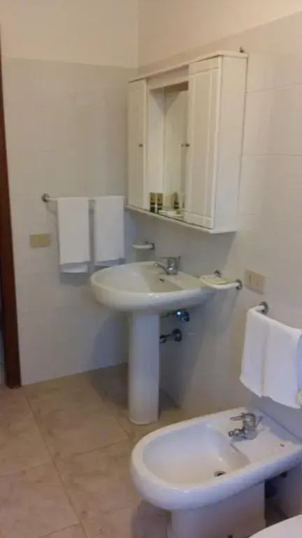La casa tra i limoni di Rosmarino Park IT083O84B59CP6PX5J