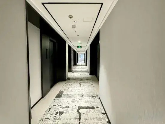 Langham Place Shenzhen (Shanglilang Metro Station)