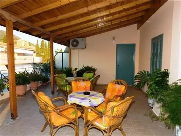 Hotel Adonis
