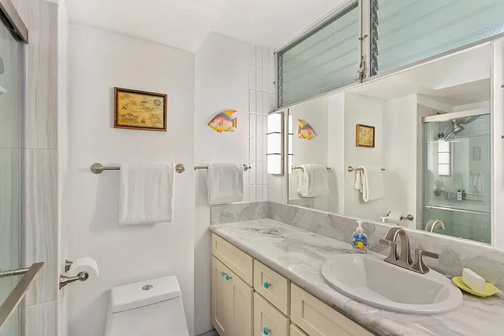 Haleakala Shores A-301 - Golden Sand Beaches, Ocean Views, Sleeps 6, Split AC!