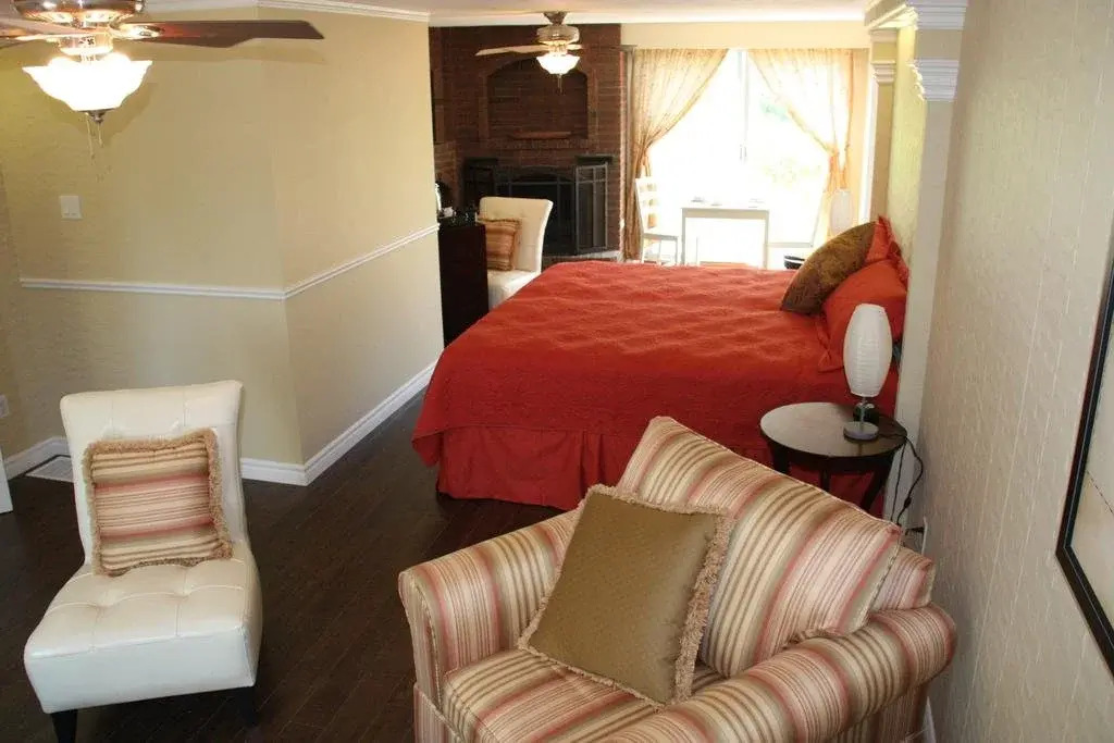 Crown Ridge Bed And Breakfast