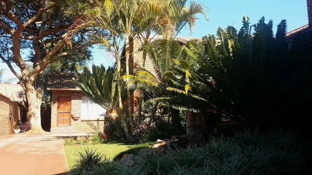 The Clubhouse Guesthouse