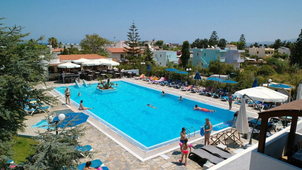 W Suites by Estia ex Camelot