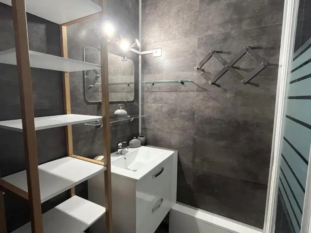 Studio cabine familial proche des pistes, parking, Villard-de-Lans - FR-1-515-139