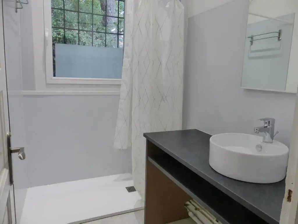 Villa SO WHAT entre lac et océan pour 6 personnes