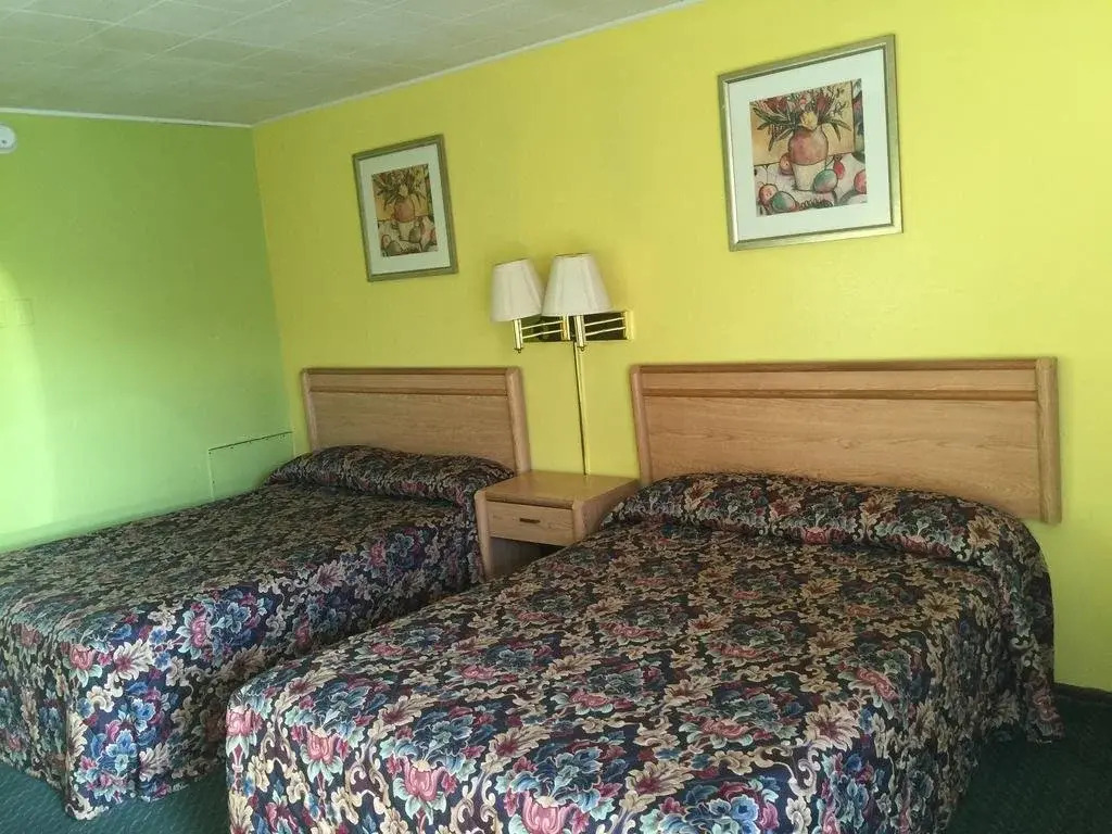 Statesman Inn