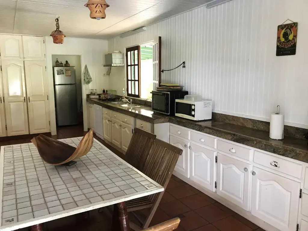 Maison familiale avec piscine privée à Saint-François