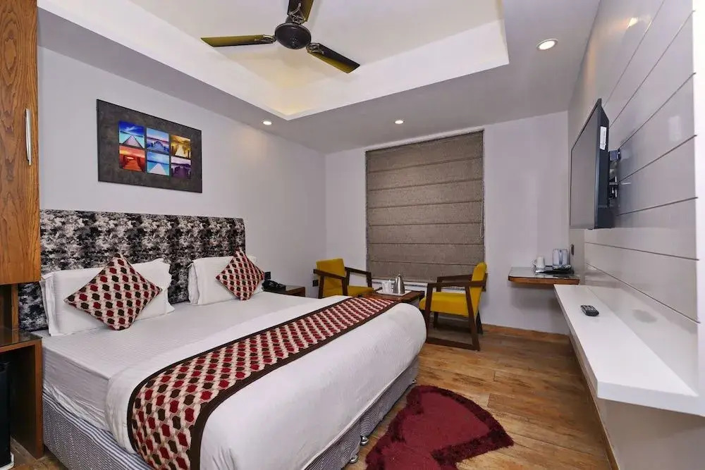 Hotel Blue Pearl Noida