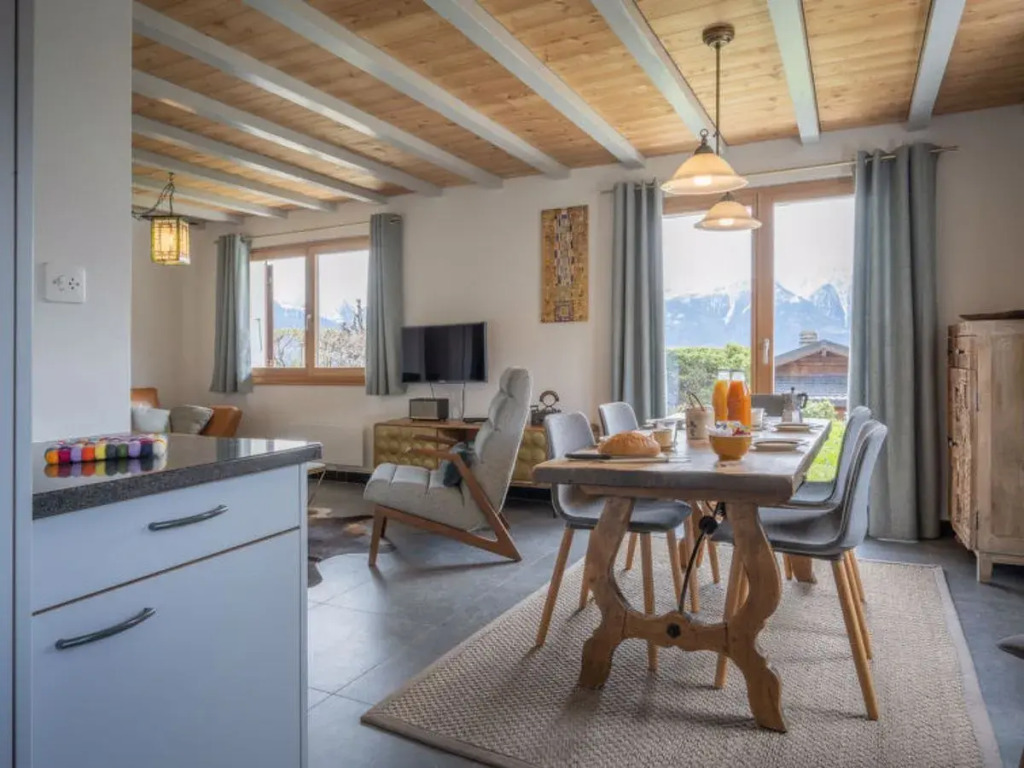 Chalet Phipalo by Interhome