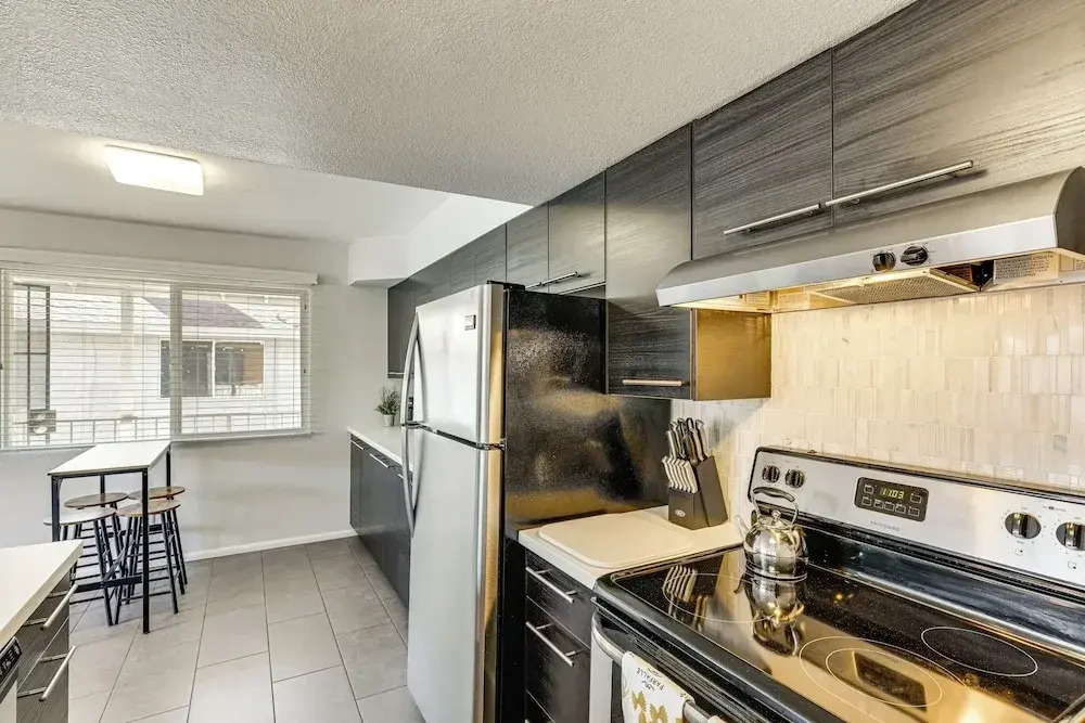 Community Pool: Scottsdale Condo 2 Mi to ASU