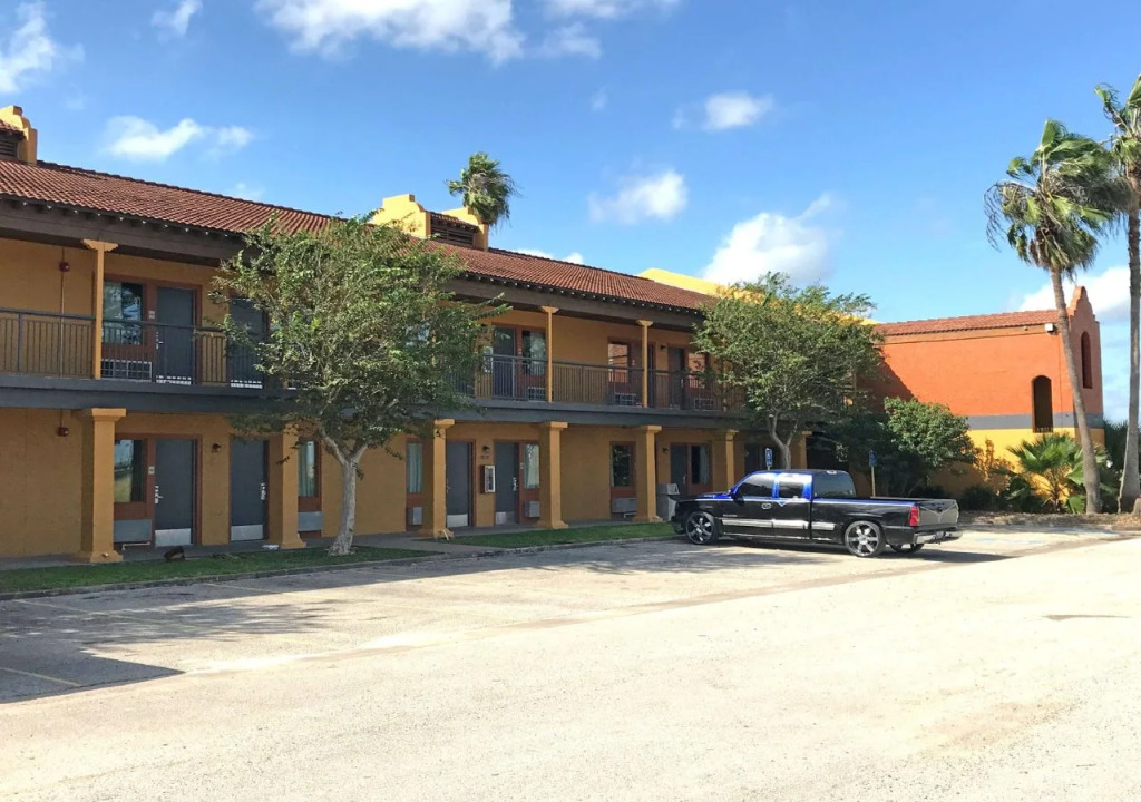 OYO Hotel Kingsville - Hwy 77