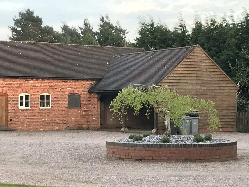 Character Farmhouse in the Heart of Cheshire
