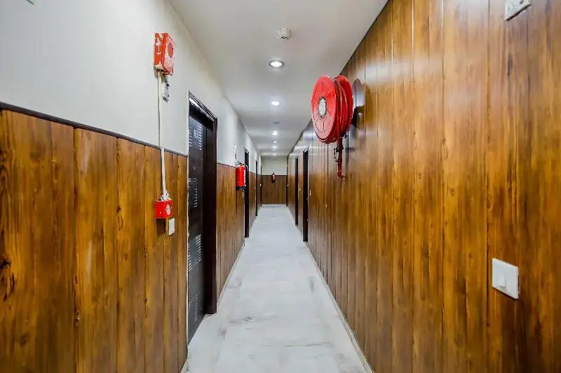 Capital O 25053 Hotel Devi Palace