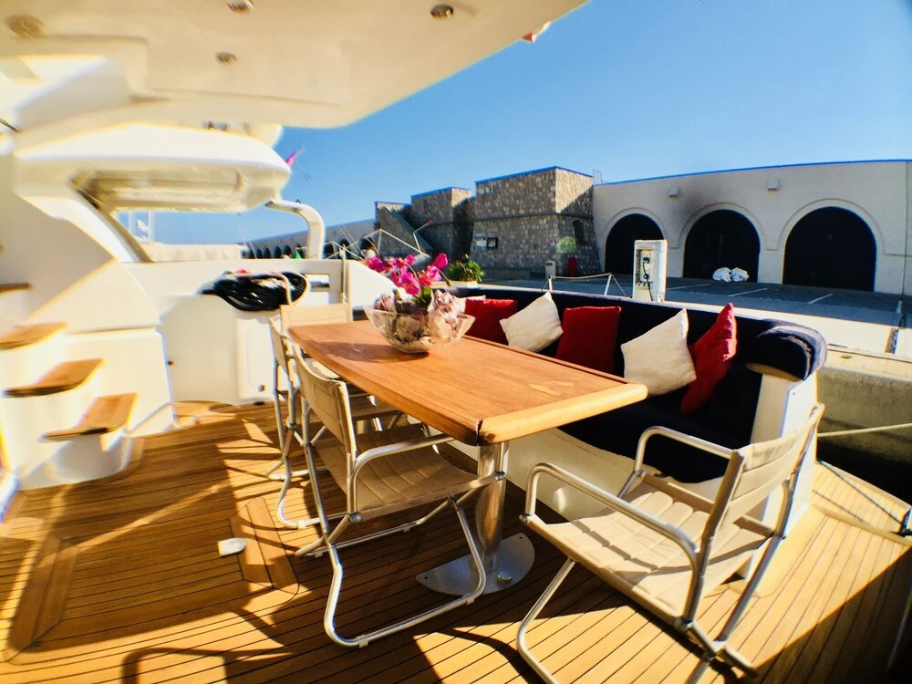 Easyacht Boat & Breakfast