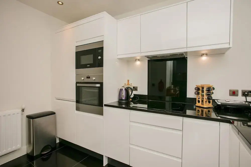 Finsbury Park 2 Bedroom Flat On The Canal