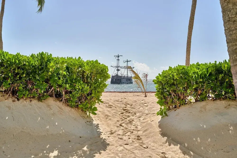 Ah-103 in Bavaro with 2 Bedrooms And 2 Bathrooms