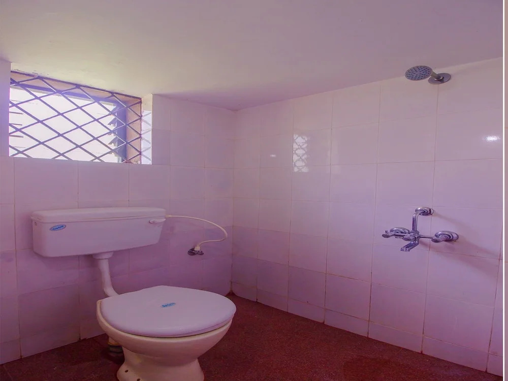 OYO 17343 Home 1BHK With Balcony Uddo Beach