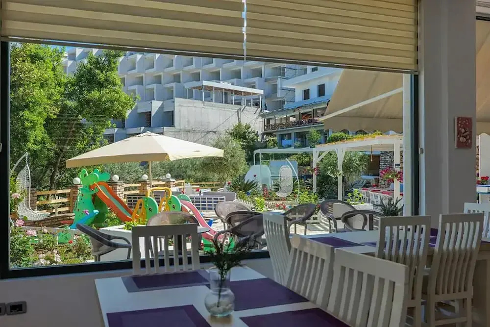 El Mare Hotel