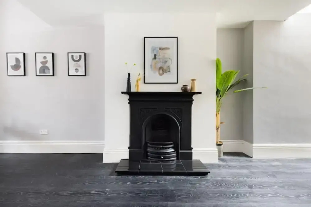 The Clapham Classic - Stylish 5bdr Family Home With Garden, London