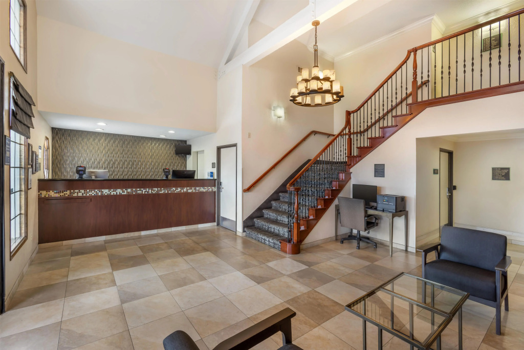 Best Western Town & Country Lodge