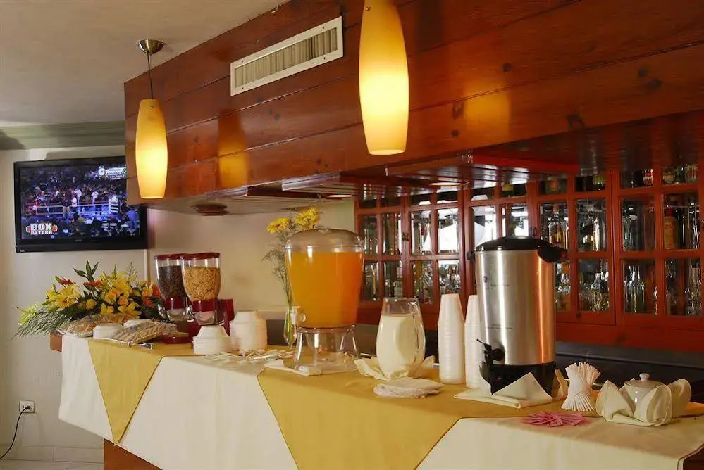 Fastos Hotel