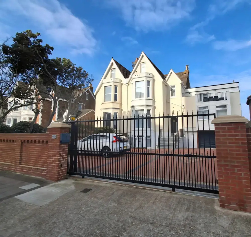 ANG Apartments
