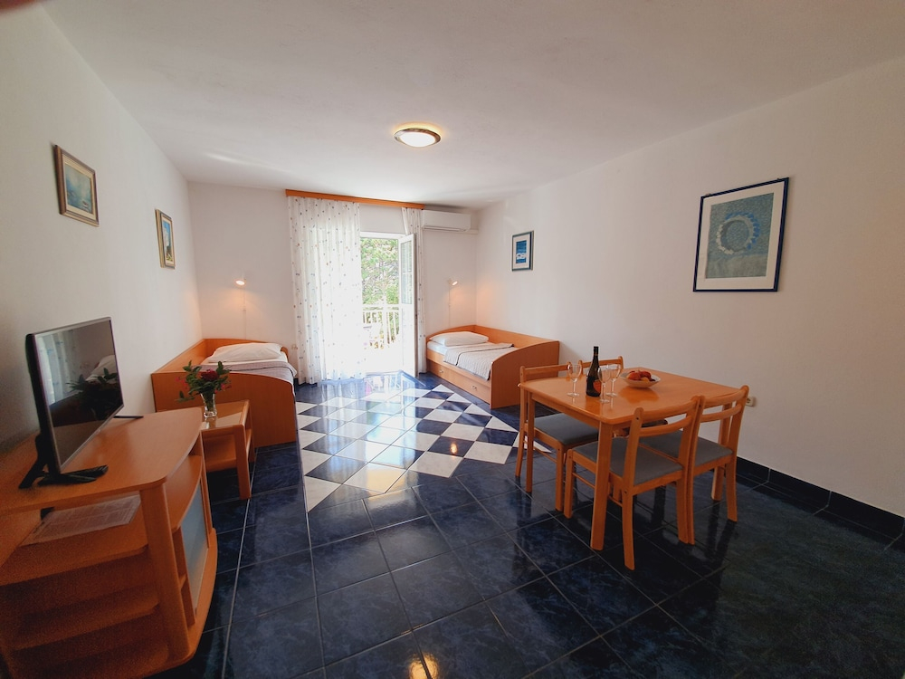 Apartments Villa Anne