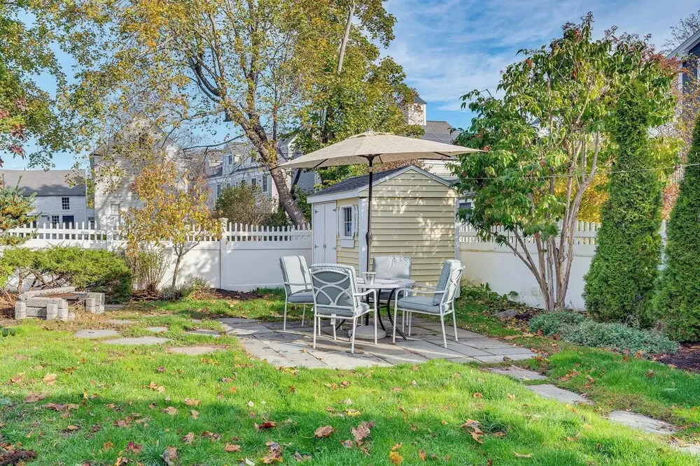 < 1 Mi to Beach! Kennebunk Cottage w/ Yard