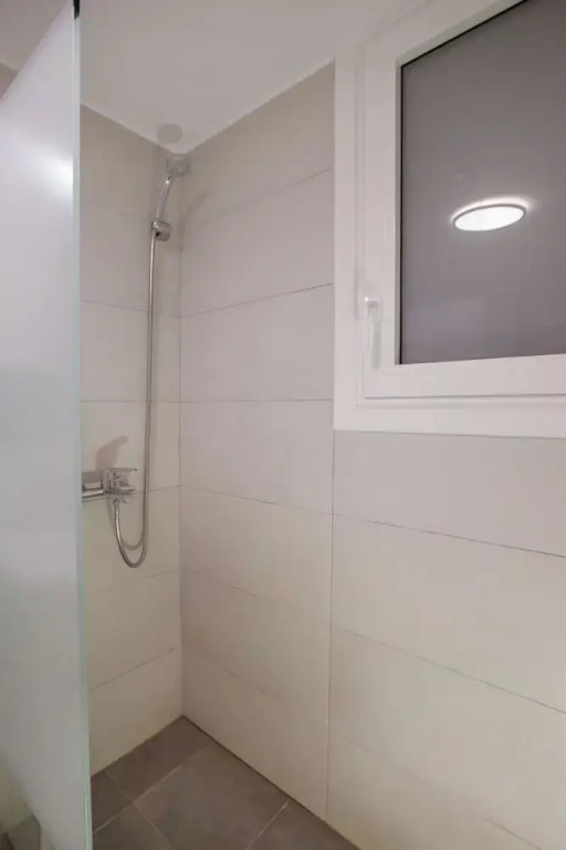 Beautiful apt near the sea by GHH