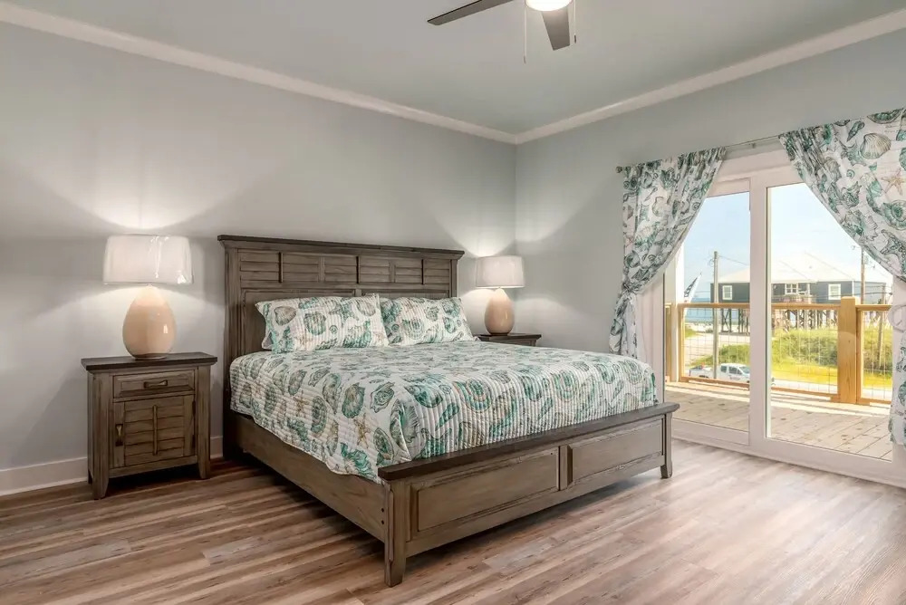 Southern Ties - 2338 Bienville 4 Bedroom Home by RedAwning