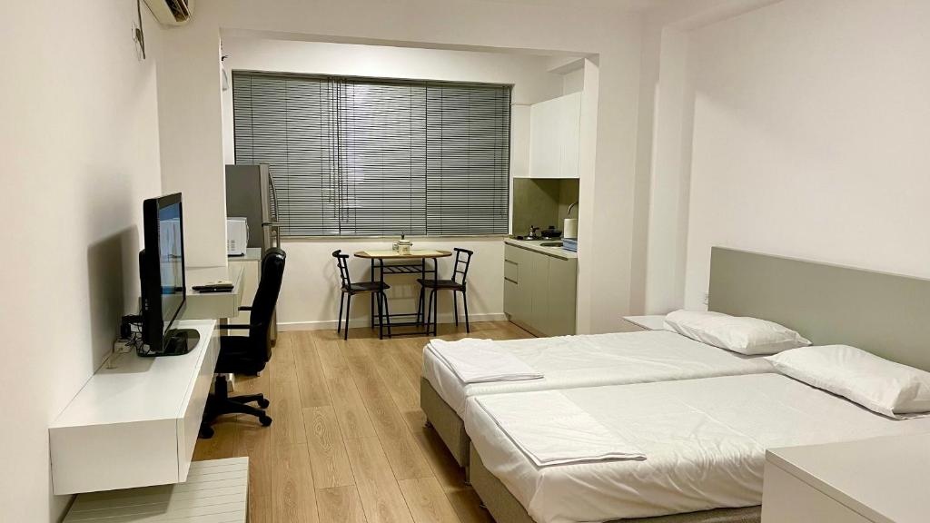 Brand new studio apartment in the heart of Tirana! 24h check-in