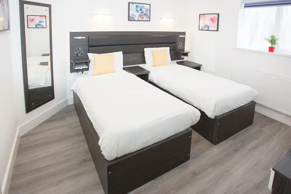 Legoland Heathrow Windsor Apartment Hotel