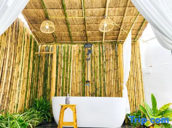 X2 privacy  villa