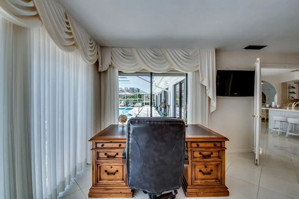 Grand Riverfront - Roelens Vacations