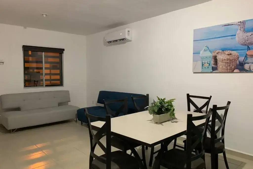La Casa del Arbol -4bed 3 bath