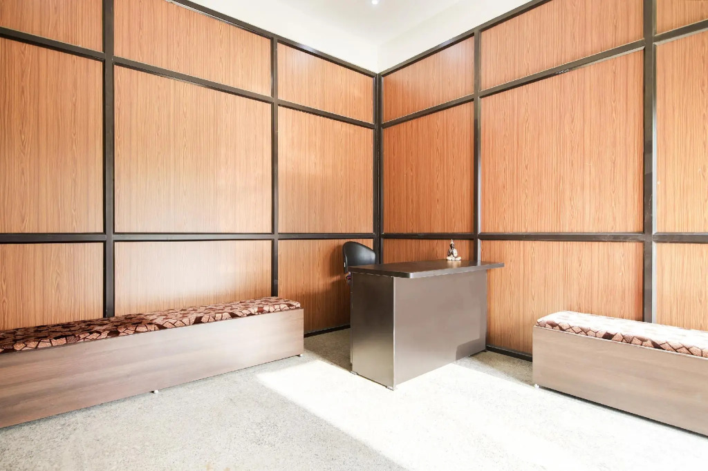 OYO 45931 Hotel Ganesham