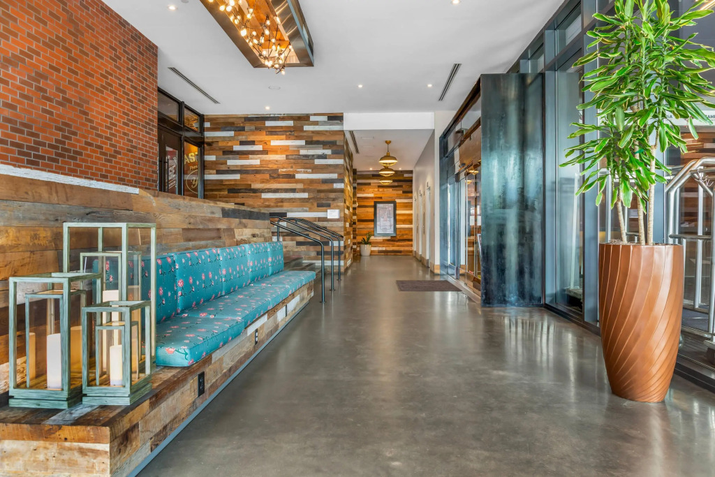 Cambria Hotel Nashville Downtown