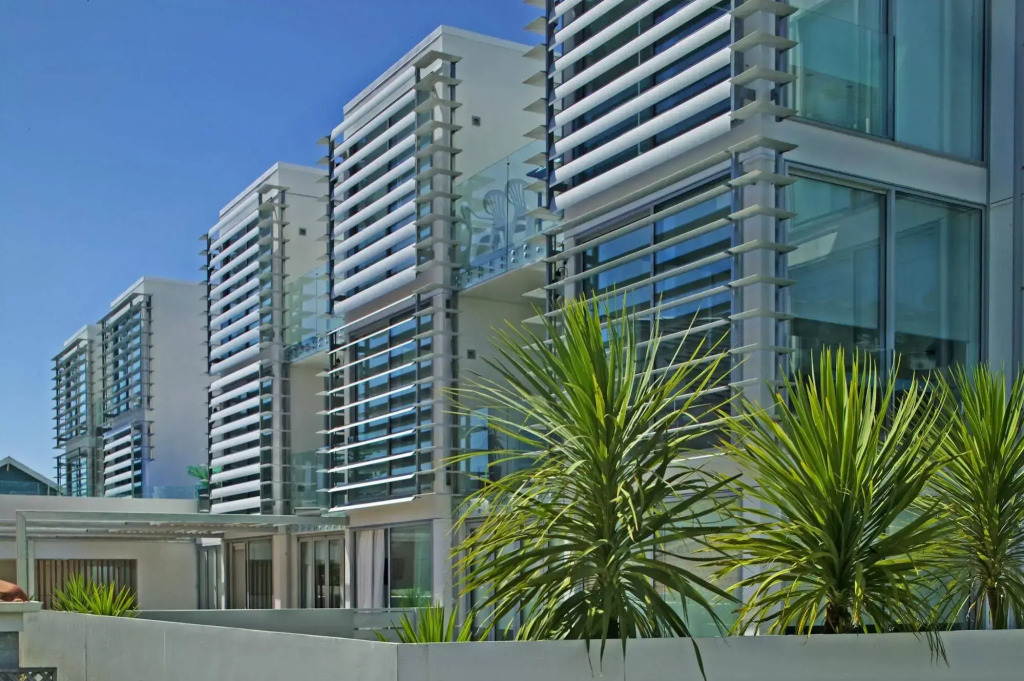 Bayside Apartments
