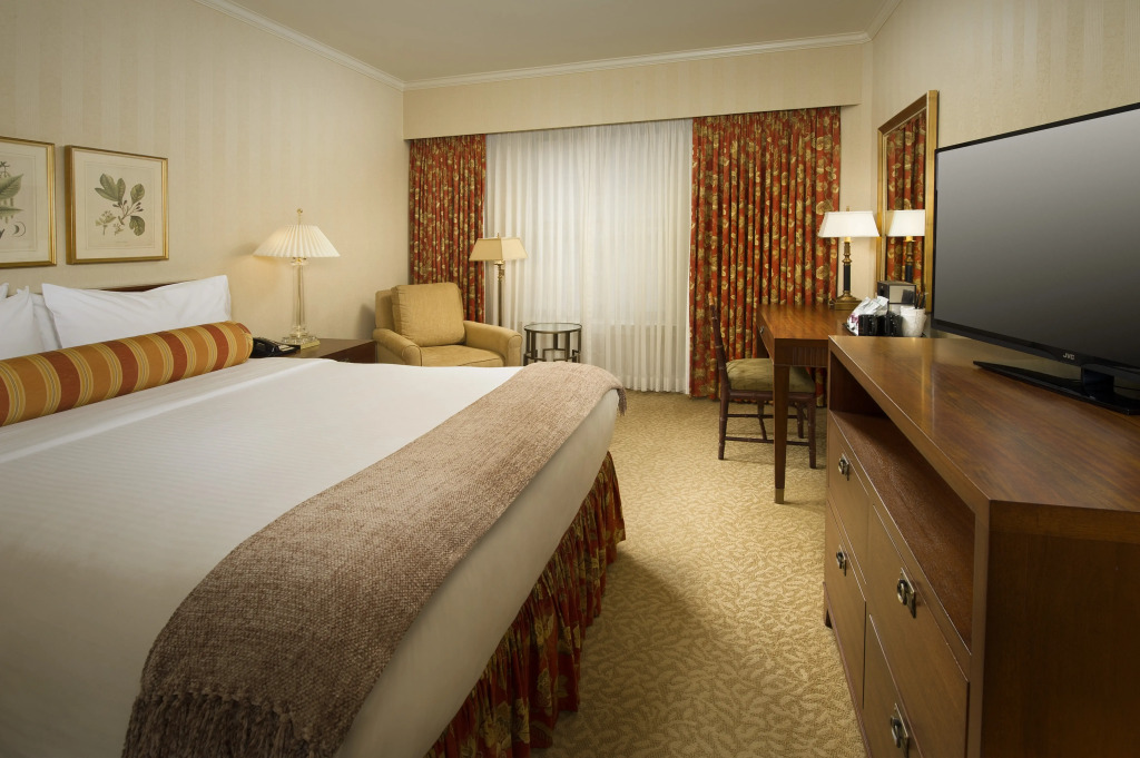 Mayflower Park Hotel