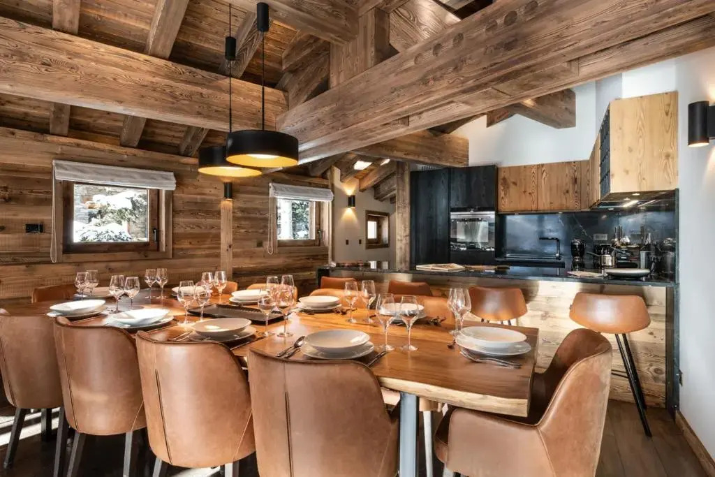 Alaska Lodge by Alpine Resorts