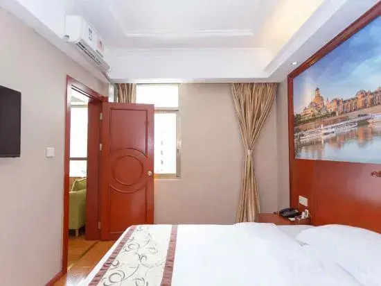 Fenglin Hotel (Guangzhou Nansha Tangkeng Metro Station)